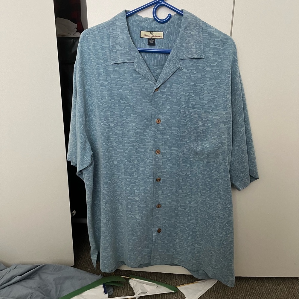 Vintage Tommy Bahama 100% Silk